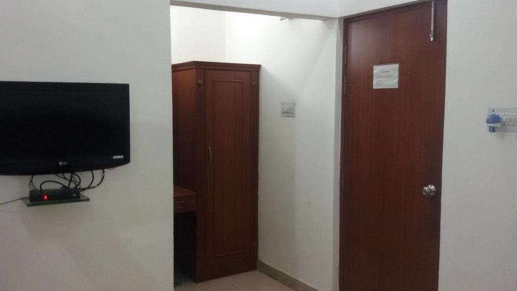 Hotel Sunrise Inn Lucknow Dış mekan fotoğraf