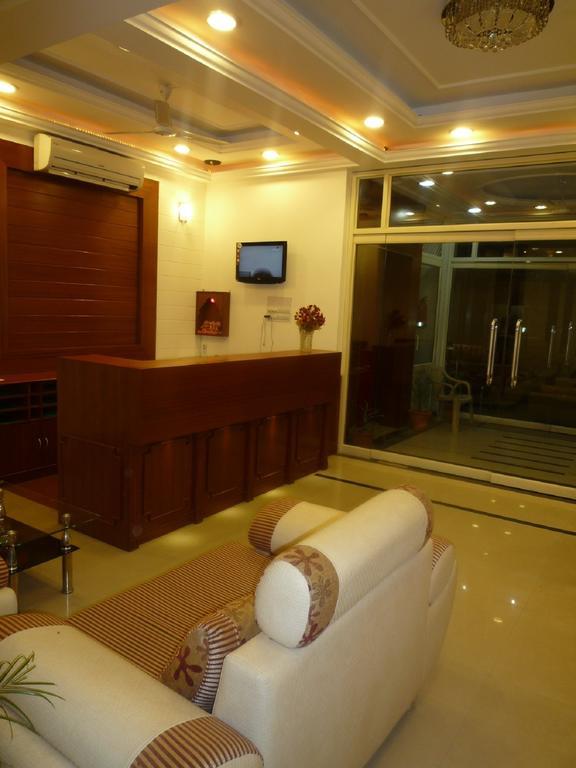 Hotel Sunrise Inn Lucknow Dış mekan fotoğraf